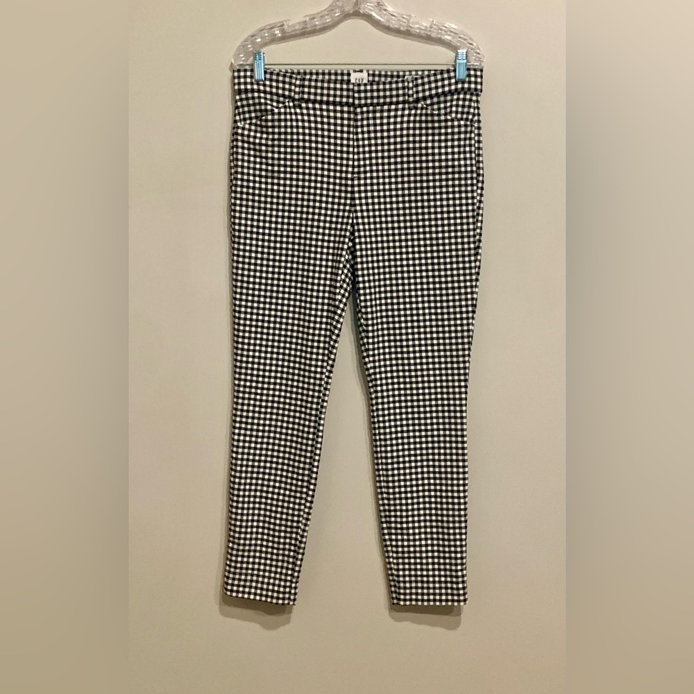 Black and white gingham pants